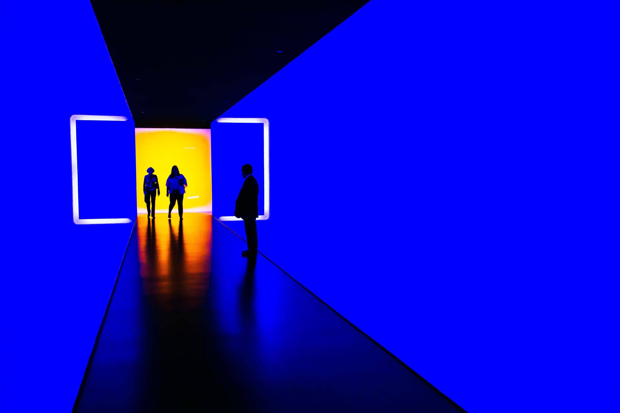 blue-hallway-square-light-fixture-people-museum-2024